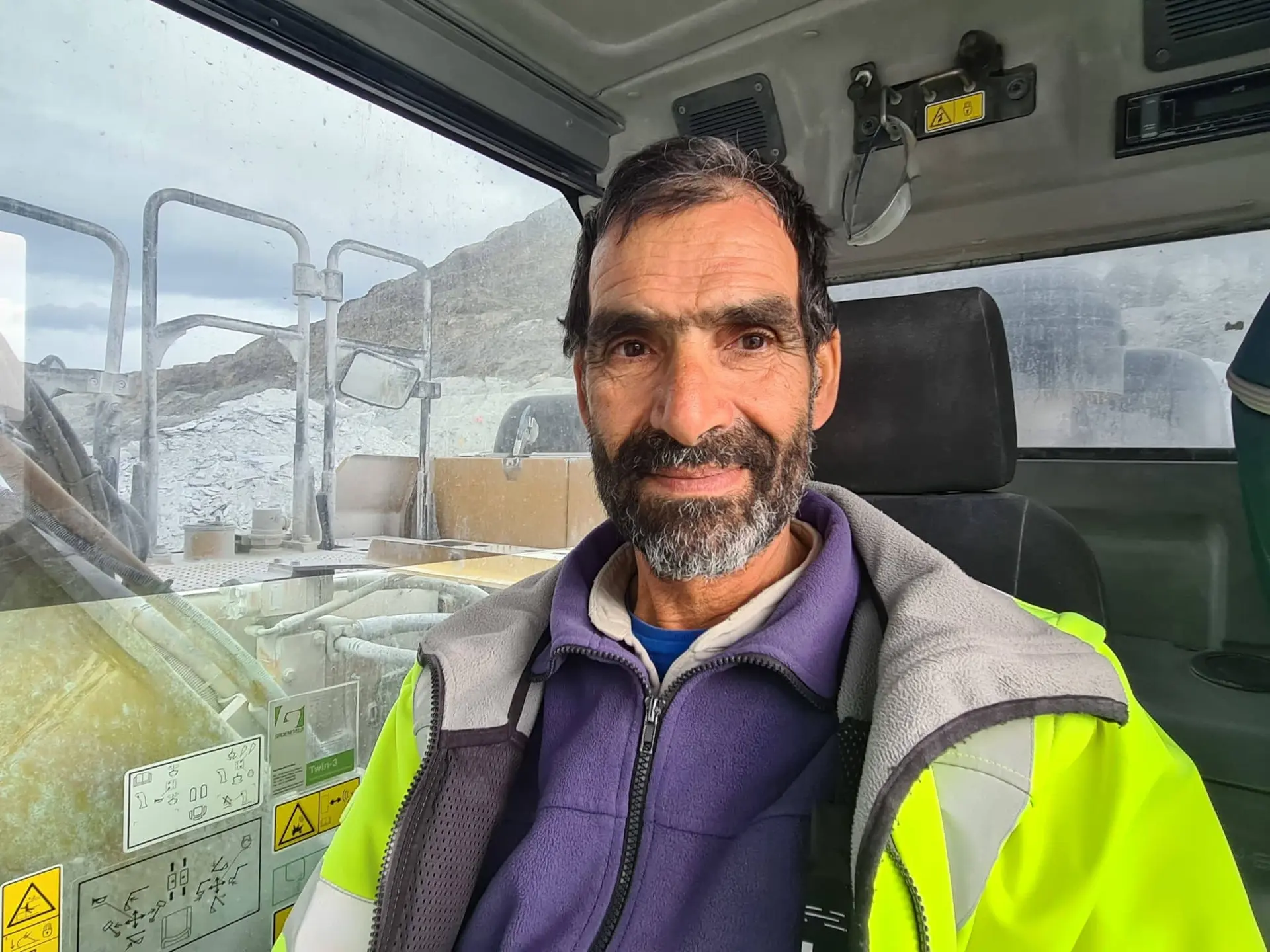 20231019_154006 Ariège : après 42 ans d’emploi saisonnier un trieur de talc tire sa révérence