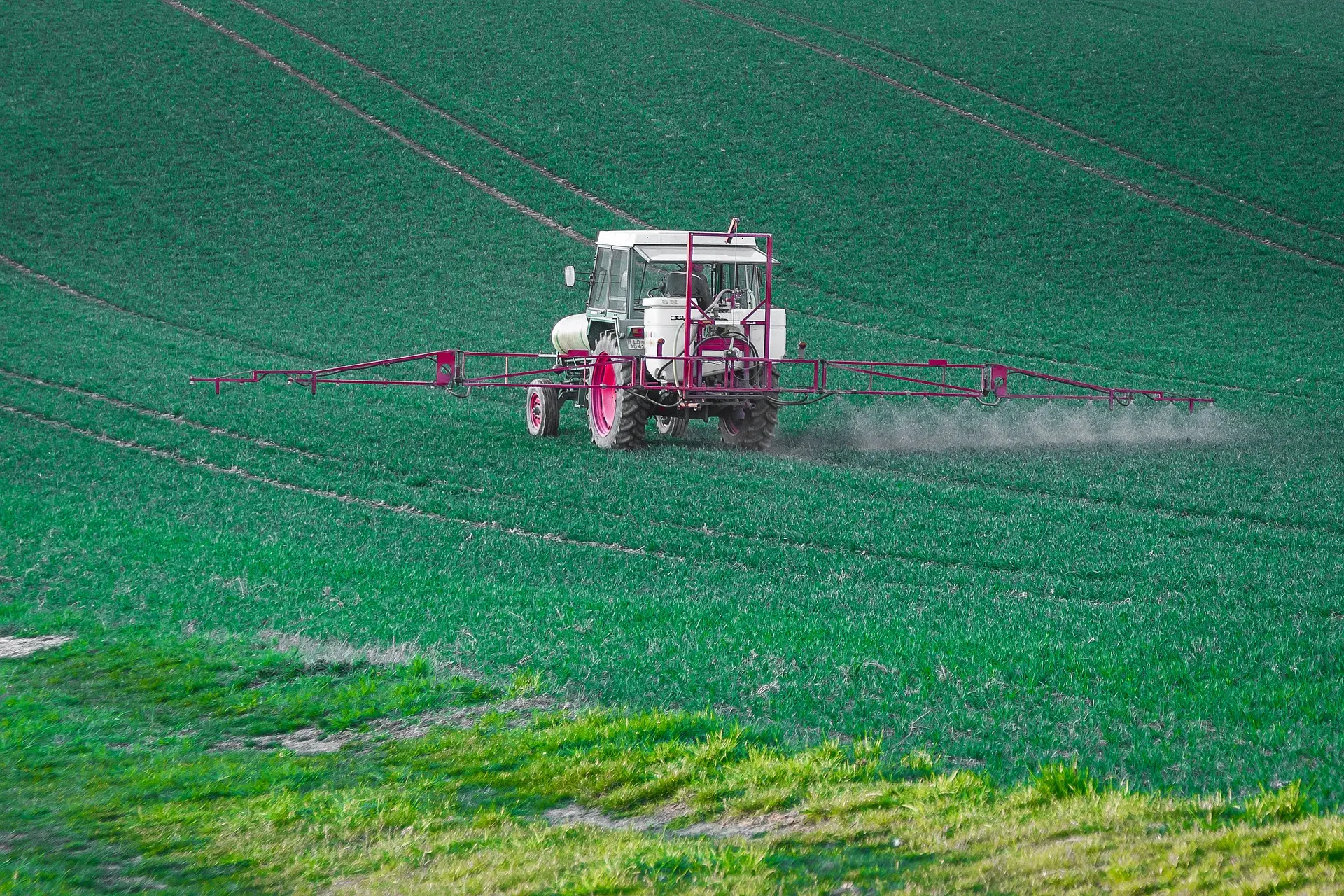 Événement. « Les agriculteurs croulent sous les contraintes ! » défend un scientifique anti-pesticides