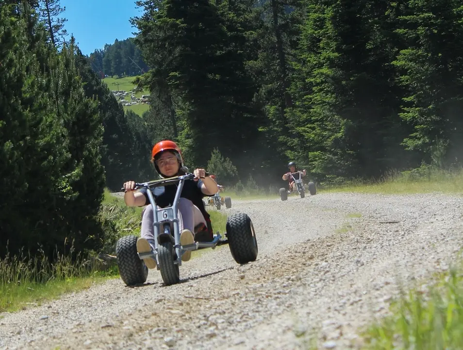 Ariège. La station Ax 3 domaines présente sa nouvelle activité à sensation, « le dévalkart »