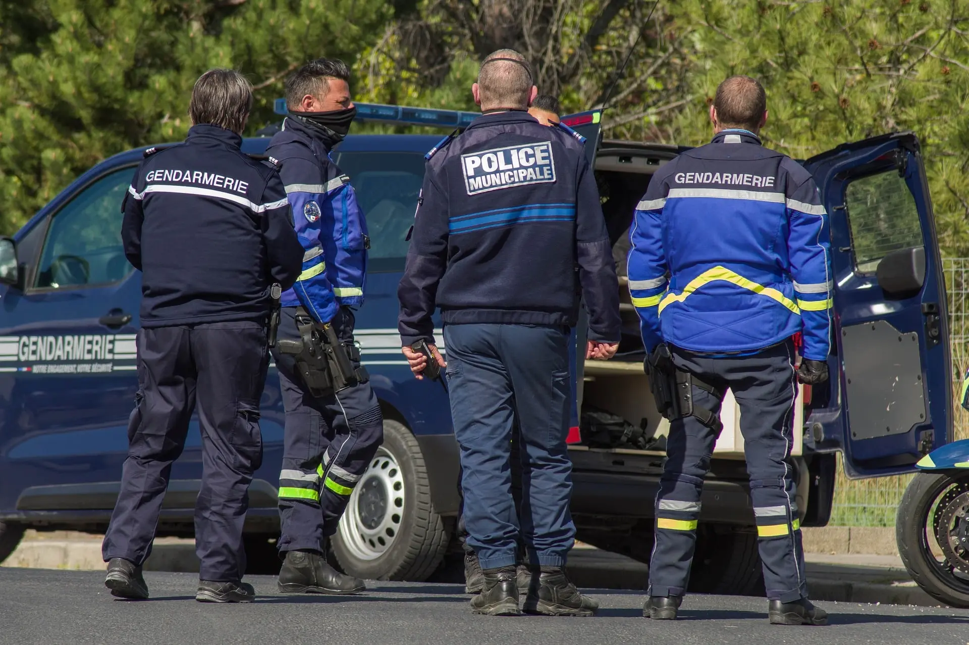 Un homme mort après un contrôle routier qui a dérapé à Fenouillet, pas d’incidents sur le réseau SNCF d’Occitanie, le lac de la Raho rouvert à la baignade… L’actu à 12h