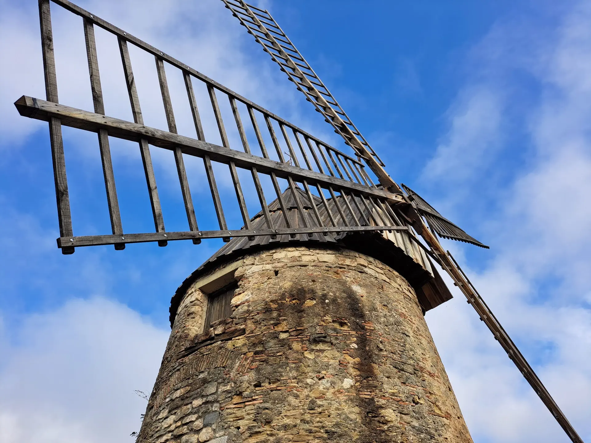 Aude. Plongée au cœur du moulin de Cugarel à Castelnaudary, un morceau d’histoire miraculé
