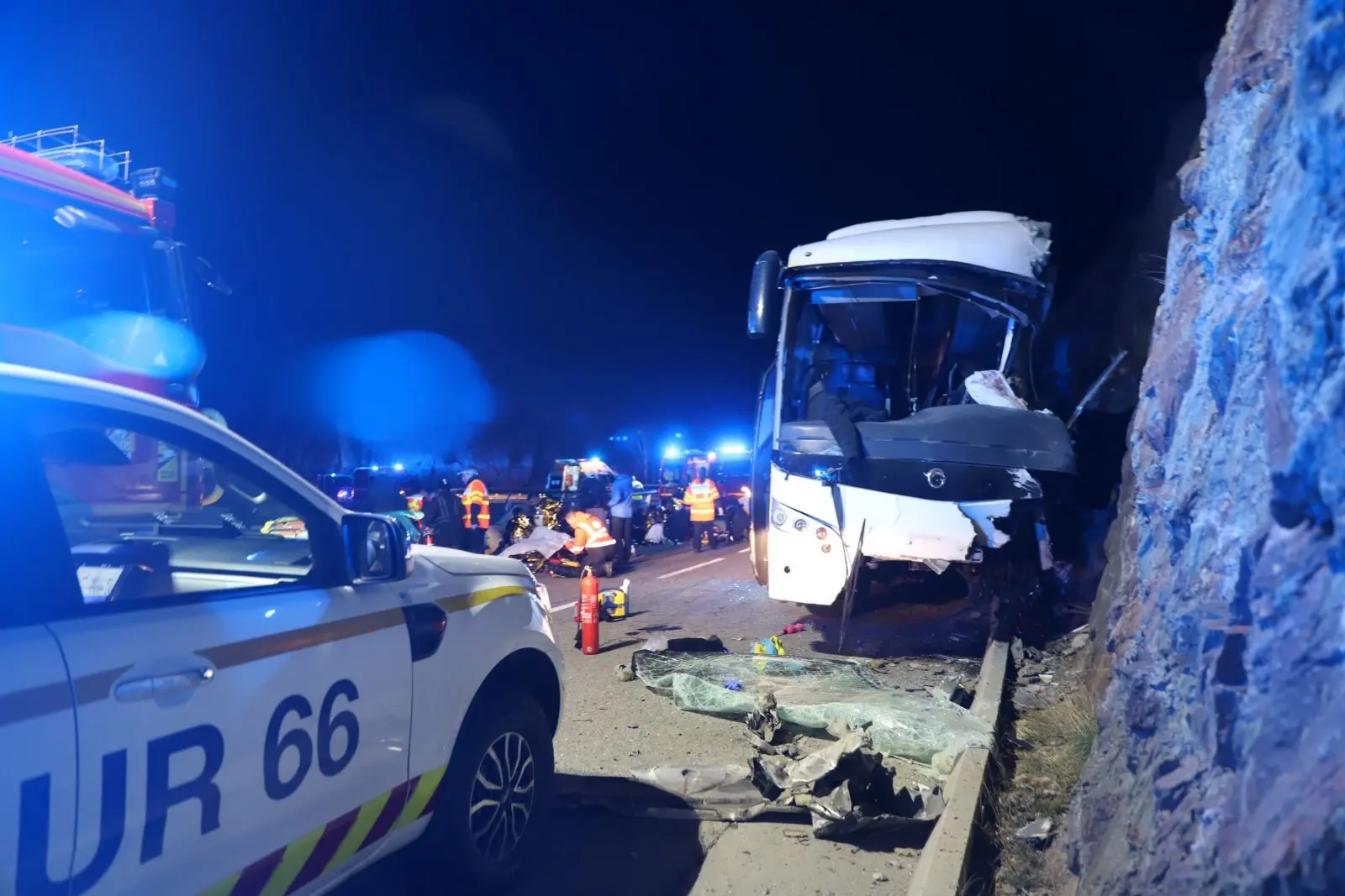 Pyrénées-Orientales. Un bus s’encastre dans une falaise à Porté-Puymorens, deux morts, 10 blessés graves