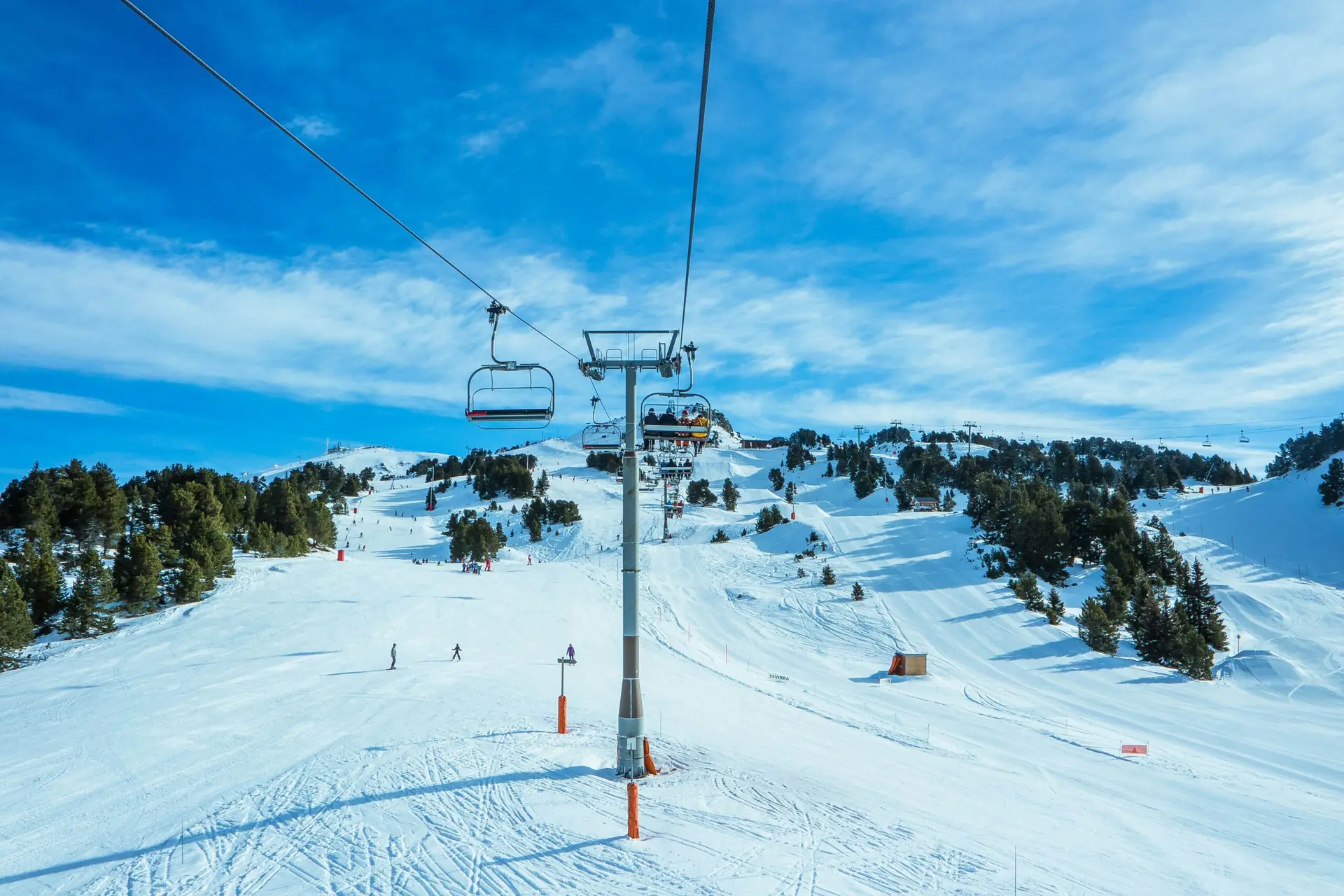 Vers une saison record pour les stations de ski des Pyrénées, de Font-Romeu à Peyragudes