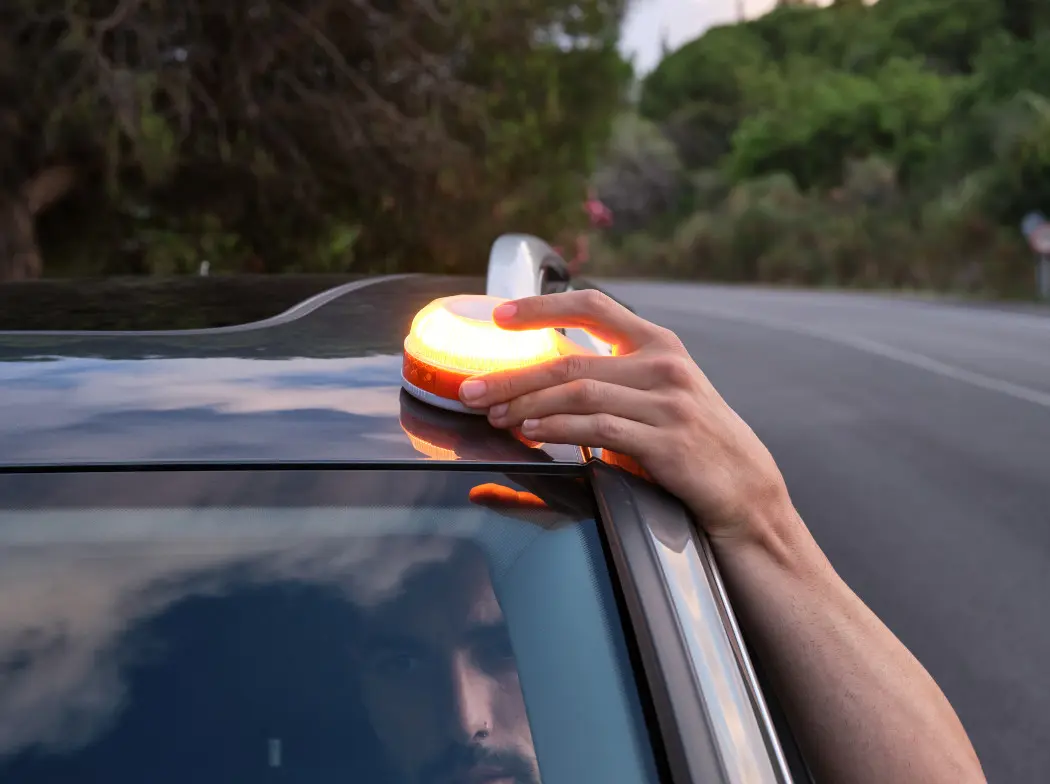 Le gyrophare v16 ne sera finalement pas obligatoire en Espagne pour les voitures françaises
