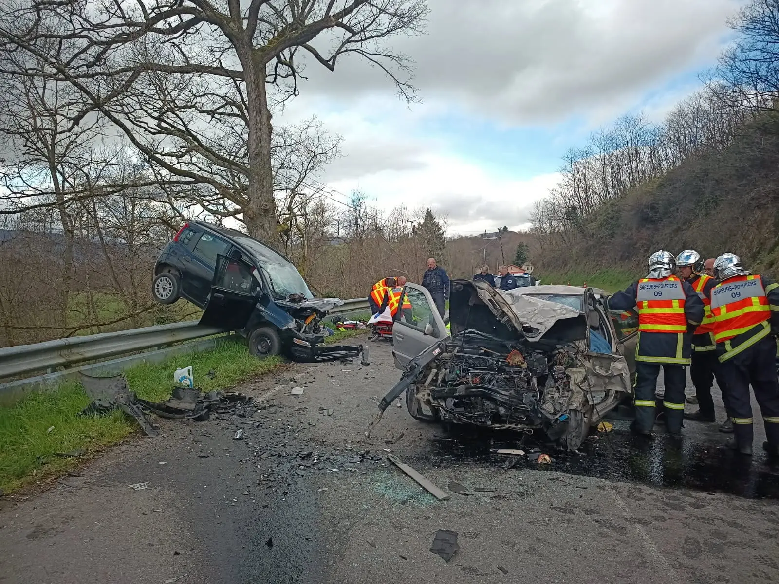 Accident sur la D17 à Foix : une collision fait deux blessés dont un très gravement