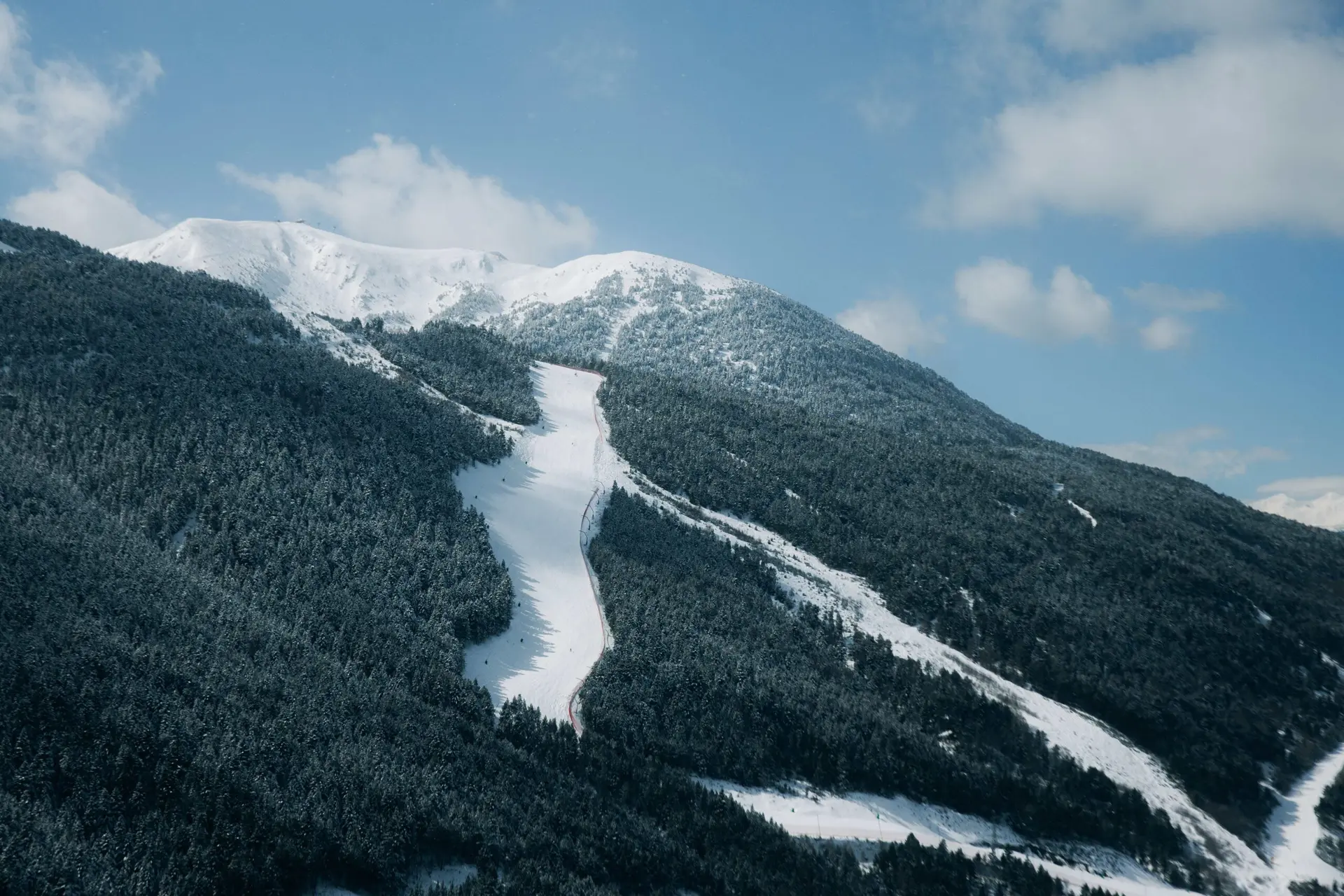 Andorre. « Des conditions d’enneigement imbattables », la saison de ski est loin d’être terminée dans ces stations des Pyrénées