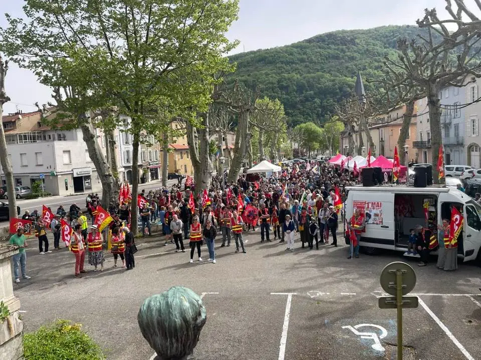 495369990_1122166876592518_2962681405087765888_n « On ponctionne les retraités, on fragilise les travailleurs »: 1 100 manifestants rassemblés en Ariège ce 1er mai