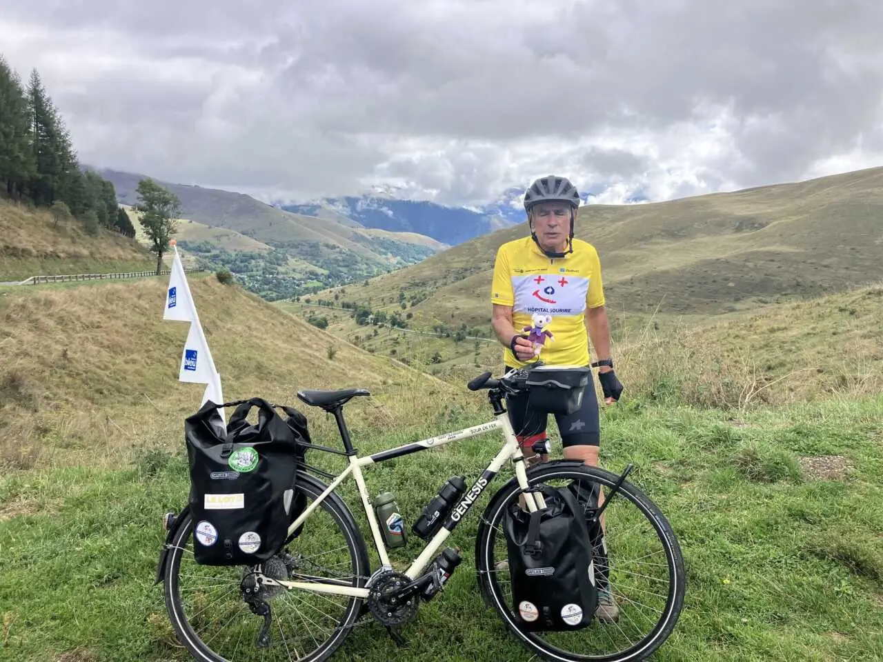 Il sillonne l’Occitanie à vélo pour les enfants hospitalisés