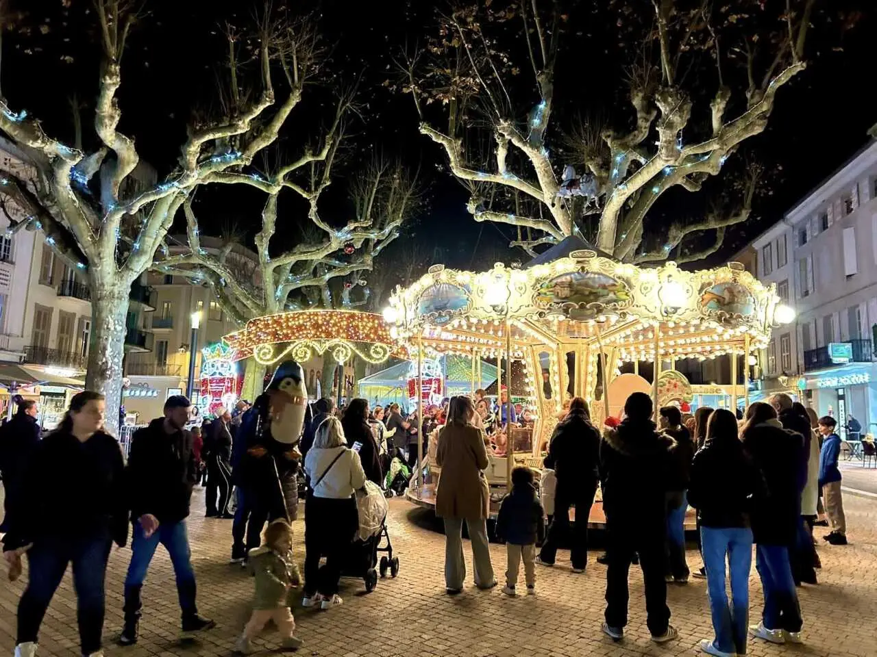 Noël enchanté à Pamiers : la ville entre dans le cœur des festivités Noël enchanté à Pamiers : la ville entre dans le cœur des festivités
