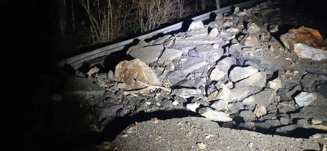 « Un éboulement rocheux d’ampleur rare a eu lieu cette nuit » : l’accès en Andorre bloqué par un éboulement d’une rare ampleur