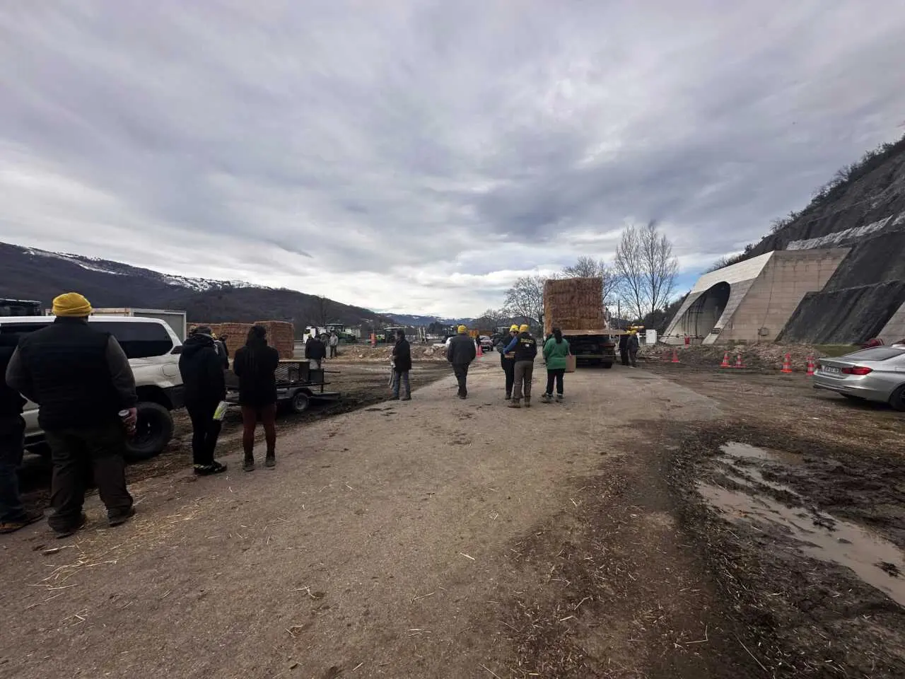 Foix : les agriculteurs lèvent le blocage du tunnel mais restent mobilisés Foix : les agriculteurs lèvent le blocage du tunnel mais restent mobilisés