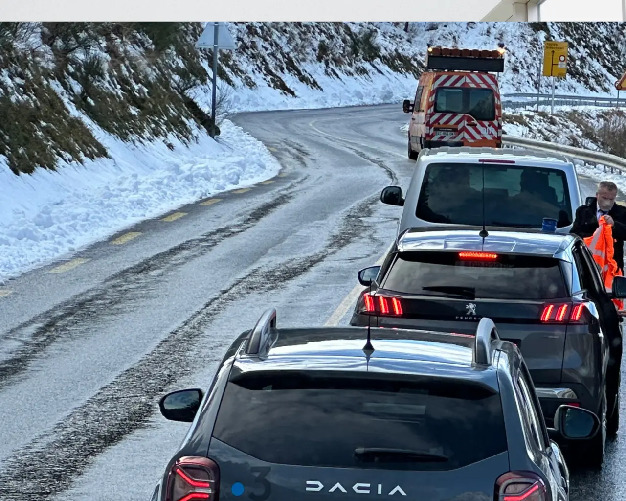 Neige et verglas : l’accès à l’Andorre fermé par la RN20 et la RN320
