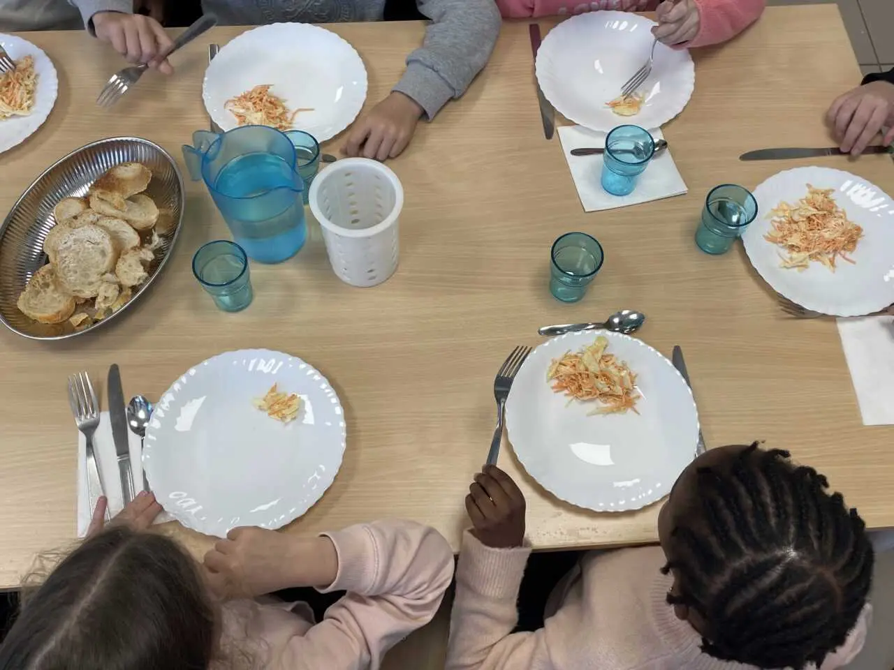 « On est vraiment dans de l’apprentissage alimentaire »: une nouvelle cantine à l’école Lestang pour bien manger et mieux apprendre
