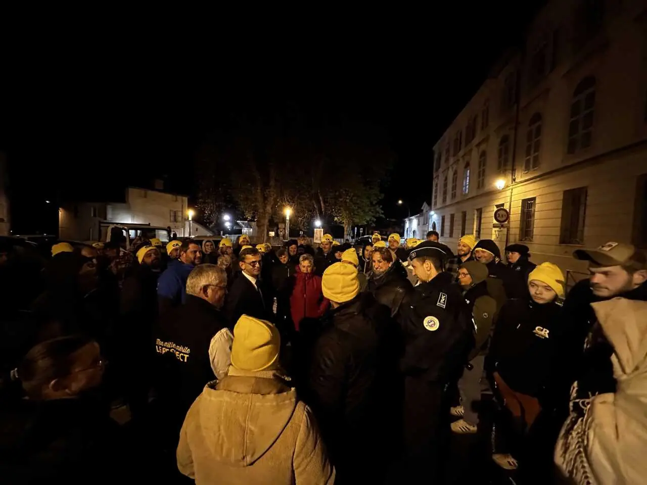 « Des conséquences dramatiques » : les agriculteurs paralysent les centres des impôts en Ariège pour dénoncer la hausse du gasoil « Des conséquences dramatiques » : les agriculteurs paralysent les centres des impôts en Ariège pour dénoncer la hausse du gasoil