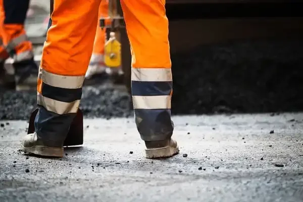 RD8a : fermeture temporaire pour travaux de chaussÃ©e entre FerriÃ¨res et Ginabat
