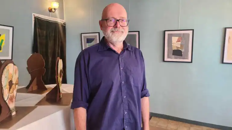 Exposition Â«â€¯Paysages FracturÃ©s, Gueules CassÃ©esâ€¯Â» de Justin Jones  : une plongÃ©e dans lâ€™Ã¢me humaine