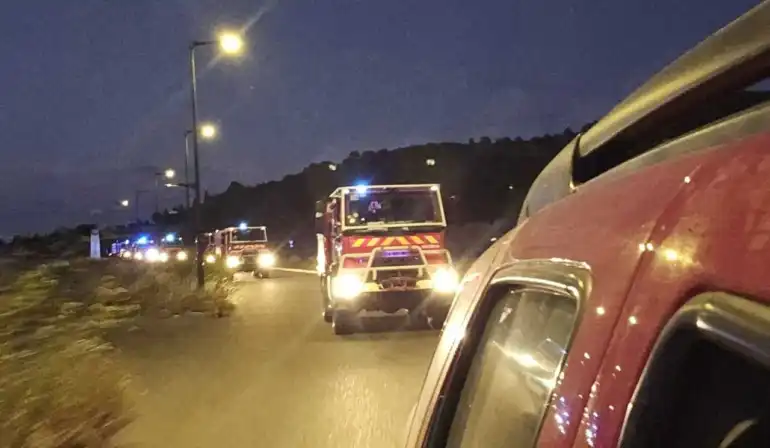 Incendie dans lâ€™Aude : les pompiers ariÃ©geois en renfort face Ã  un feu dÃ©vastateur