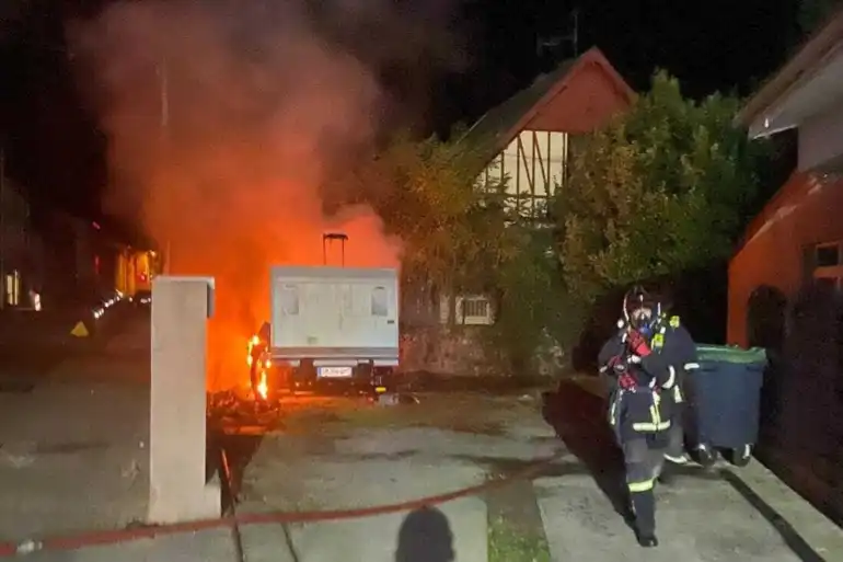 Pamiers : un incendie de vÃ©hicule maÃ®trisÃ© Ã  lâ€™aube sur lâ€™avenue de Toulouse