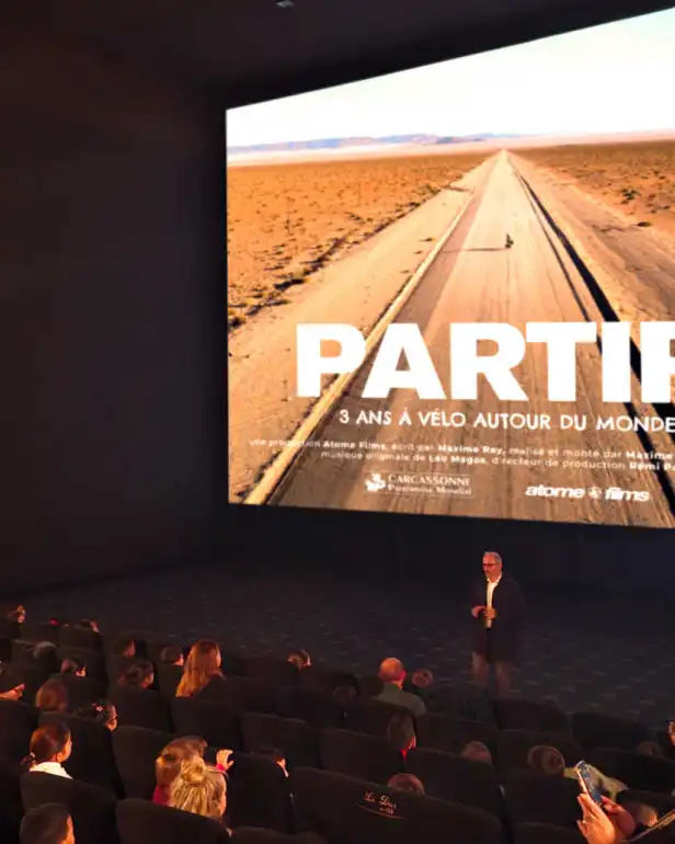 Carcassonne : les Ã©coliers partent Ã  lâ€™aventure avec Maxime Rey sur son tour du monde Ã  vÃ©lo