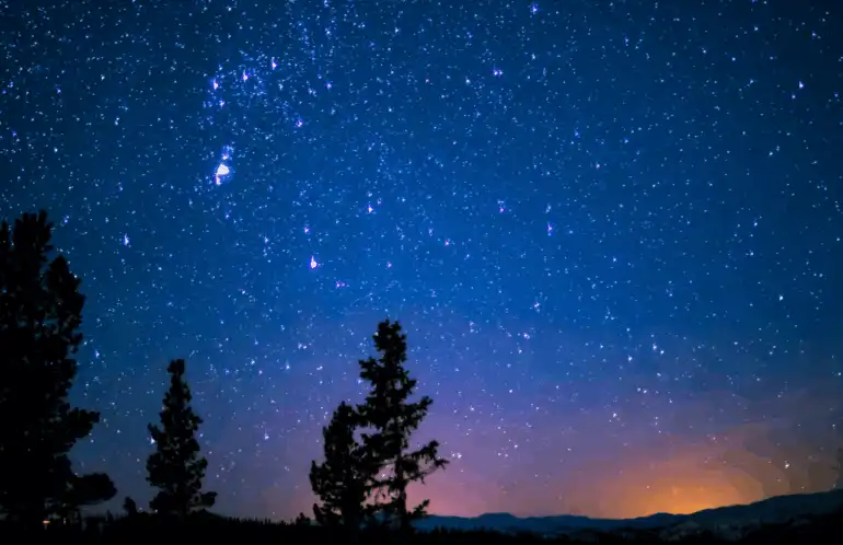 PyrÃ©nÃ©es AriÃ©geoises : un projet phare pour protÃ©ger le ciel nocturne et lutter contre la pollution lumineuse