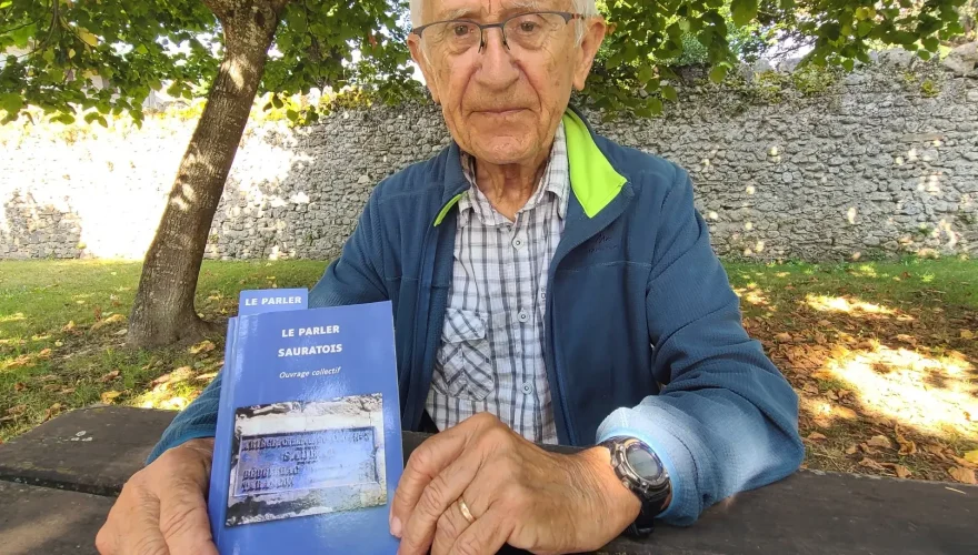 Francis Carbonne Auteur du livre Le parler Sauratois