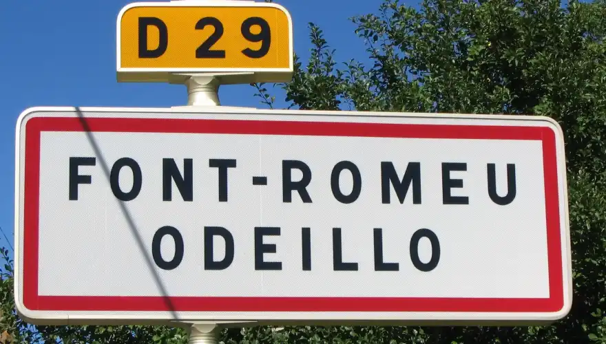 Font-romeu-odeillo-road-sign