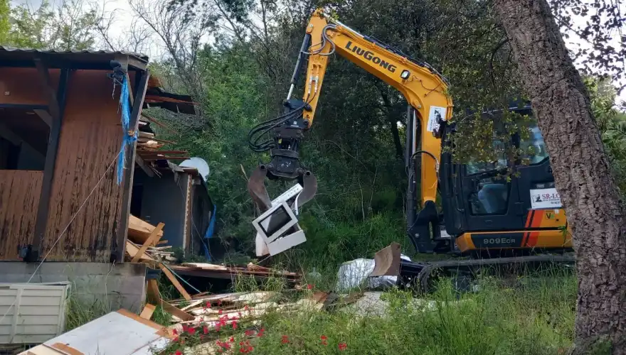 Les services de l'Etat ont débarqué sur le terrain par surprise (Crédits : Préfecture des Pyrénées-Orientales).